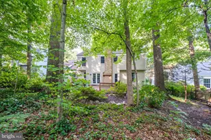 10838 Burr Oak Way, Burke, VA 22015 - Photo 7