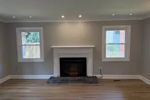 4140 Point Hollow Ln, Fairfax, VA 22033 - Photo 3