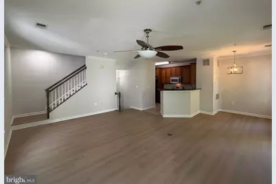 13112 Marcey Creek Road, Herndon, VA 20171 - Photo 5