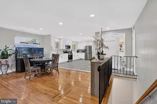 5010 Gainsborough Dr, Fairfax, VA 22032 - Photo 15