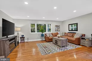 5010 Gainsborough Dr, Fairfax, VA 22032 - Photo 11