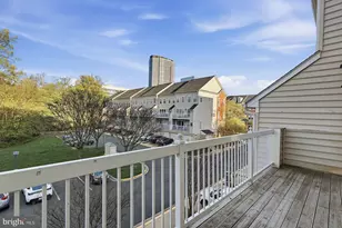 1881 Crescent Park Dr, Reston, VA 20190 - Photo 27