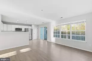 1881 Crescent Park Dr, Reston, VA 20190 - Photo 7