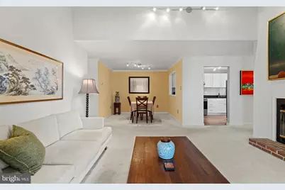 10178 Oakton Terrace Road #178, Oakton, VA 22124 - Photo 19