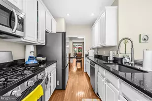 13967 Gill Brook Ln, Centreville, VA 20121 - Photo 11