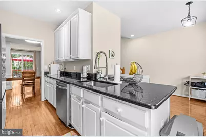 13967 Gill Brook Lane, Centreville, VA 20121 - Photo 9