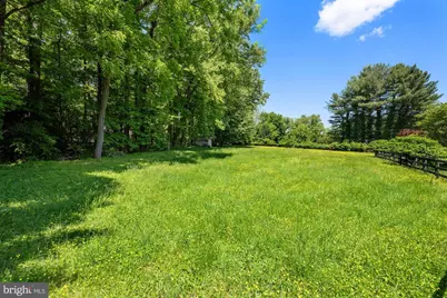 636 Walker Road, Great Falls, VA 22066 - Photo 9