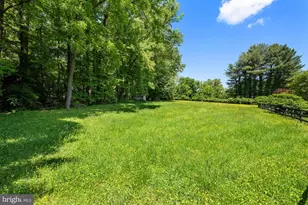 636 Walker Rd, Great Falls, VA 22066 - Photo 9