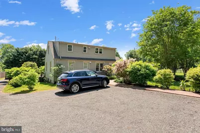 636 Walker Road, Great Falls, VA 22066 - Photo 23