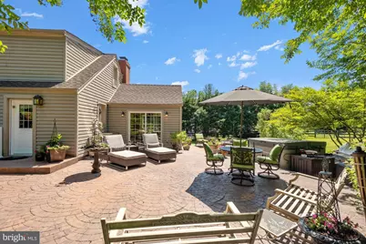 636 Walker Road, Great Falls, VA 22066 - Photo 5