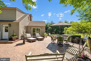 636 Walker Rd, Great Falls, VA 22066 - Photo 5