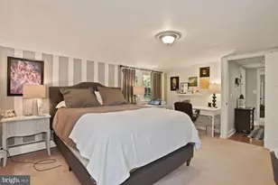 636 Walker Rd, Great Falls, VA 22066 - Photo 17