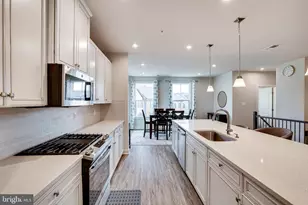 2753 Velocity Rd, Herndon, VA 20171 - Photo 7