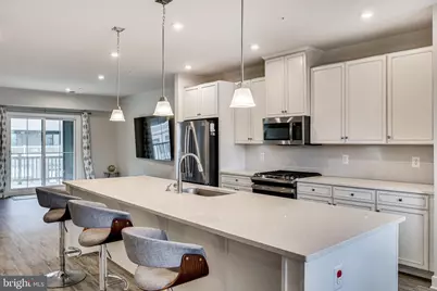 2753 Velocity Road #32B, Herndon, VA 20171 - Photo 9