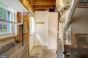 6717 Reynard Dr, Springfield, VA 22152 - Photo 37