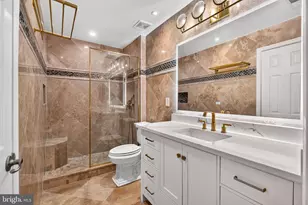 13042 Greg Roy Ln, Herndon, VA 20171 - Photo 15
