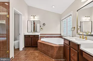 13042 Greg Roy Ln, Herndon, VA 20171 - Photo 21