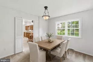 709 McKinley St NE, Vienna, VA 22180 - Photo 7