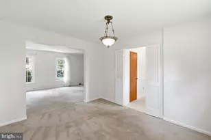 709 McKinley St NE, Vienna, VA 22180 - Photo 11