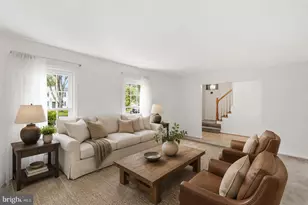 709 McKinley St NE, Vienna, VA 22180 - Photo 3