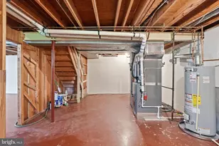 709 McKinley St NE, Vienna, VA 22180 - Photo 39