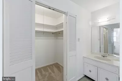 709 McKinley Street NE, Vienna, VA 22180 - Photo 27