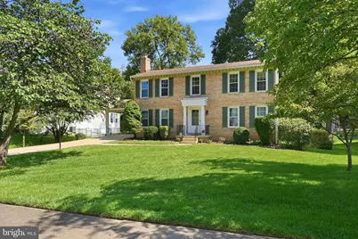 709 McKinley Street NE, Vienna, VA 22180 - Photo 1