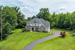 8906 Laurel Overlook Dr, Lorton, VA 22079 - Photo 1