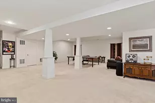 8906 Laurel Overlook Dr, Lorton, VA 22079 - Photo 41