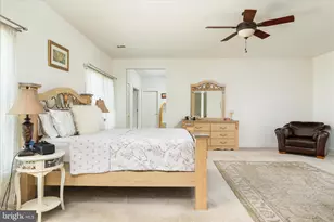 8906 Laurel Overlook Dr, Lorton, VA 22079 - Photo 29