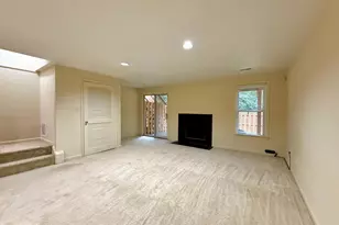 5304 Buxton Ct, Alexandria, VA 22315 - Photo 23