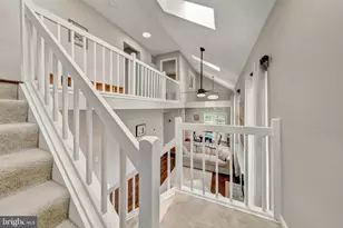 13506 Huntsfield Ct, Herndon, VA 20171 - Photo 23