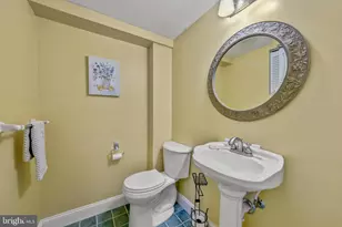 13506 Huntsfield Ct, Herndon, VA 20171 - Photo 35
