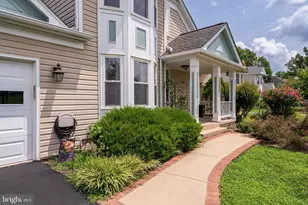 13506 Huntsfield Ct, Herndon, VA 20171 - Photo 3