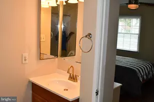 8650 Venoy Ct, Alexandria, VA 22309 - Photo 17