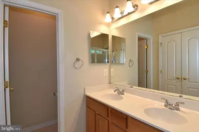 7810 Locust Leaf Lane, Alexandria, VA 22315 - Photo 33