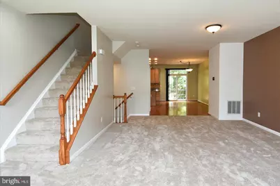 7810 Locust Leaf Lane, Alexandria, VA 22315 - Photo 17