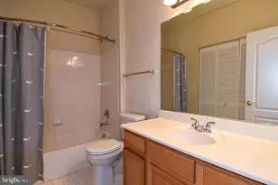 7810 Locust Leaf Ln, Alexandria, VA 22315 - Photo 31