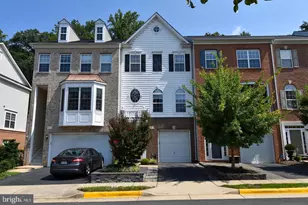 7810 Locust Leaf Ln, Alexandria, VA 22315 - Photo 1