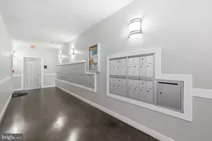 12953 Centre Park Cir, Herndon, VA 20171 - Photo 7