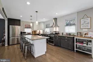 3113 Woodland Ln, Alexandria, VA 22309 - Photo 3
