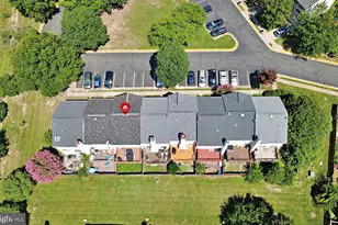 5545 Stroud Ct, Centreville, VA 20120 - Photo 3