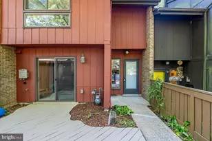 11903 Escalante Ct, Reston, VA 20191 - Photo 3