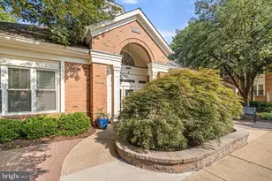 12915 Alton Square, Herndon, VA 20170 - Photo 35