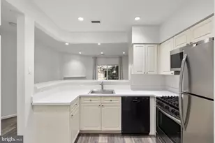 12915 Alton Square, Herndon, VA 20170 - Photo 11