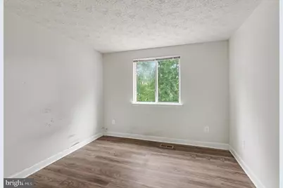 8371 Brockham Drive, Alexandria, VA 22309 - Photo 15