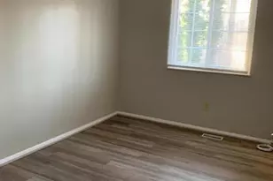 8032 Steeple Chase Ct, Springfield, VA 22153 - Photo 11