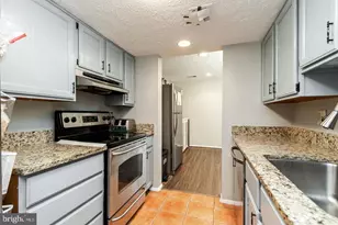 8032 Steeple Chase Ct, Springfield, VA 22153 - Photo 7