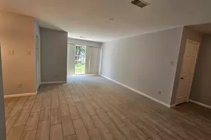 12109 Greenway Ct, Fairfax, VA 22033 - Photo 5