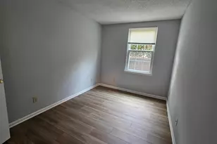12109 Greenway Ct, Fairfax, VA 22033 - Photo 9
